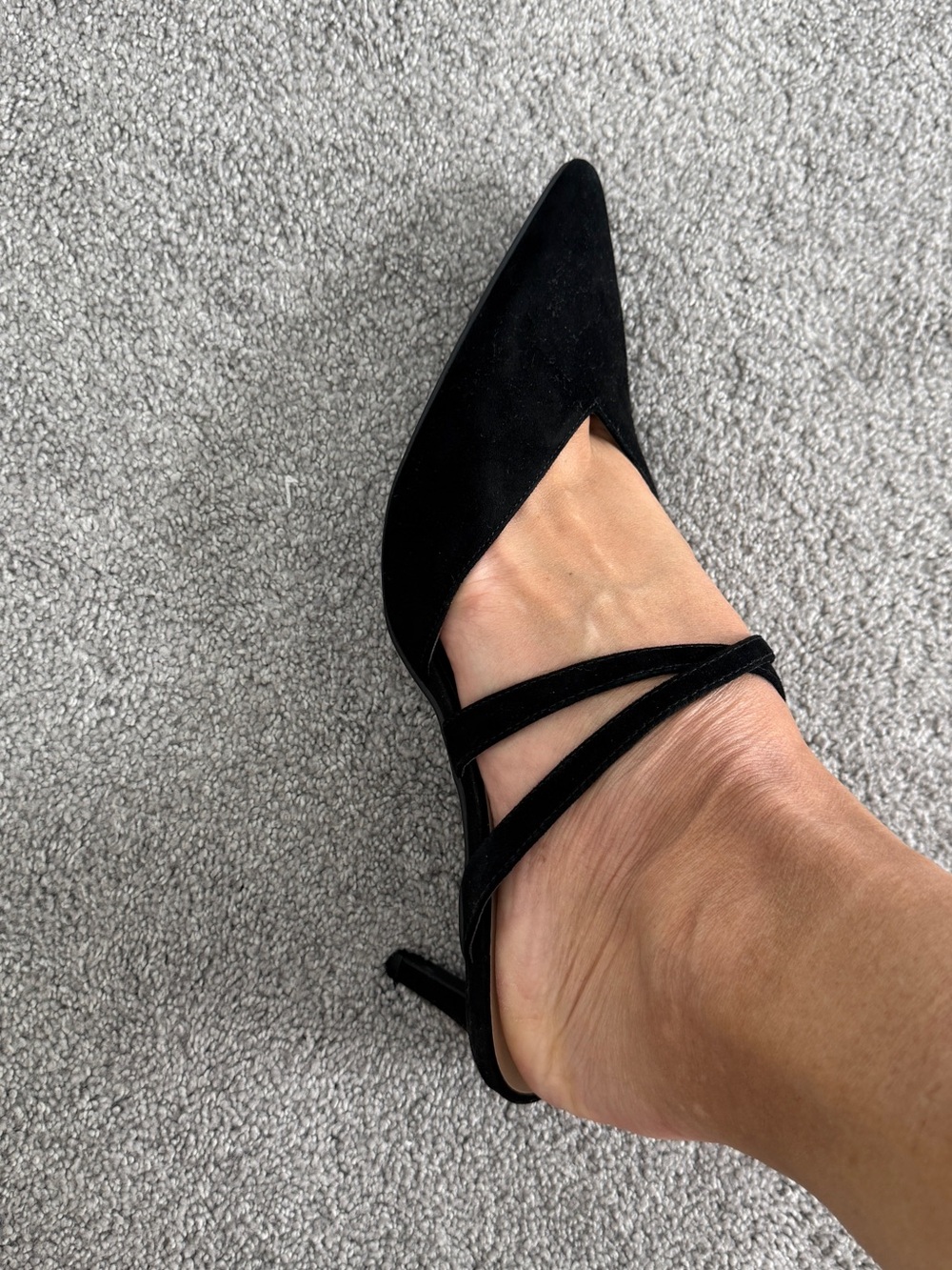 Dolce Vita Black Pointed Toe Double-Strap heel - Picture 5 of 5